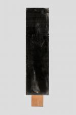 André Sornay (1902-2000)
Miroir de forme rectangulaire verticale reposant sur un...
