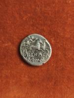 149 BC
DENIER PINARIA : Tête casquée de ROME RV: NATT...
