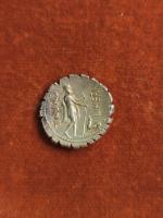 82 BC
DENIER SERRATUS MAMILIA : Buste de MERCURE, caducée sur...