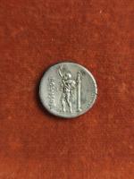 82 BC
DENIER MARCIA : Tête laurée d'APOLLON, Rv MARSYAS, le...