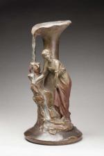 Ricardo AURILI (1834-1914). Vase en terre cuite polychrome à décor...