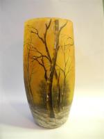 DAUM. Vase de forme cylindrique en verre gravé à l'acide...