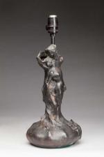 Alfred FINOT (1876-1947). " La tentation ". Bronze à patine...