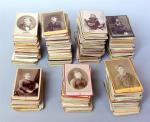 Ensemble d'environ 450 cartes de visites lyonnaises. 1855 - 1930....