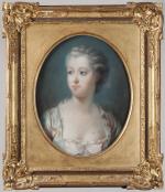 ECOLE FRANCAISE du XVIIIème siècle. Portrait de dame de qualité...