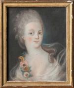 ECOLE FRANCAISE milieu du XVIIIème siècle. Portrait de dame en...