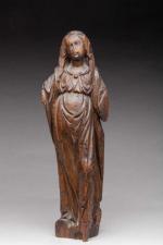 STATUETTE de sainte ou de Vierge en bois sculpté. XVIIème...