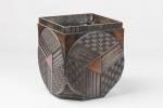 Defontaine. Vase en bronze de forme carrée à décor géométrique...