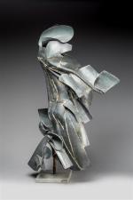 Claude GOUTIN (né en 1930). "Abstraction". Sculpture en étain martelé...