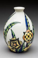 KERAMIS - Vase de forme ovoïde en céramique à décor...