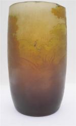 Gallé. Vase de forme cylindrique en verre gravé à l'acide...