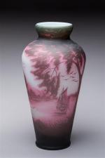 Georges RASPILLER. Vase de forme conique à col ouvert en...